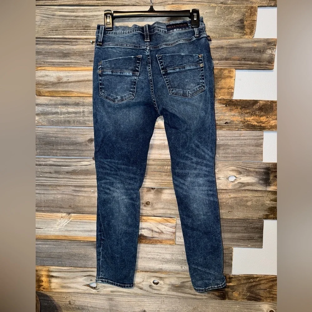 Rock & Republic women’s jeans-size 8. Kashmiere Ankle. Skinny jeans.